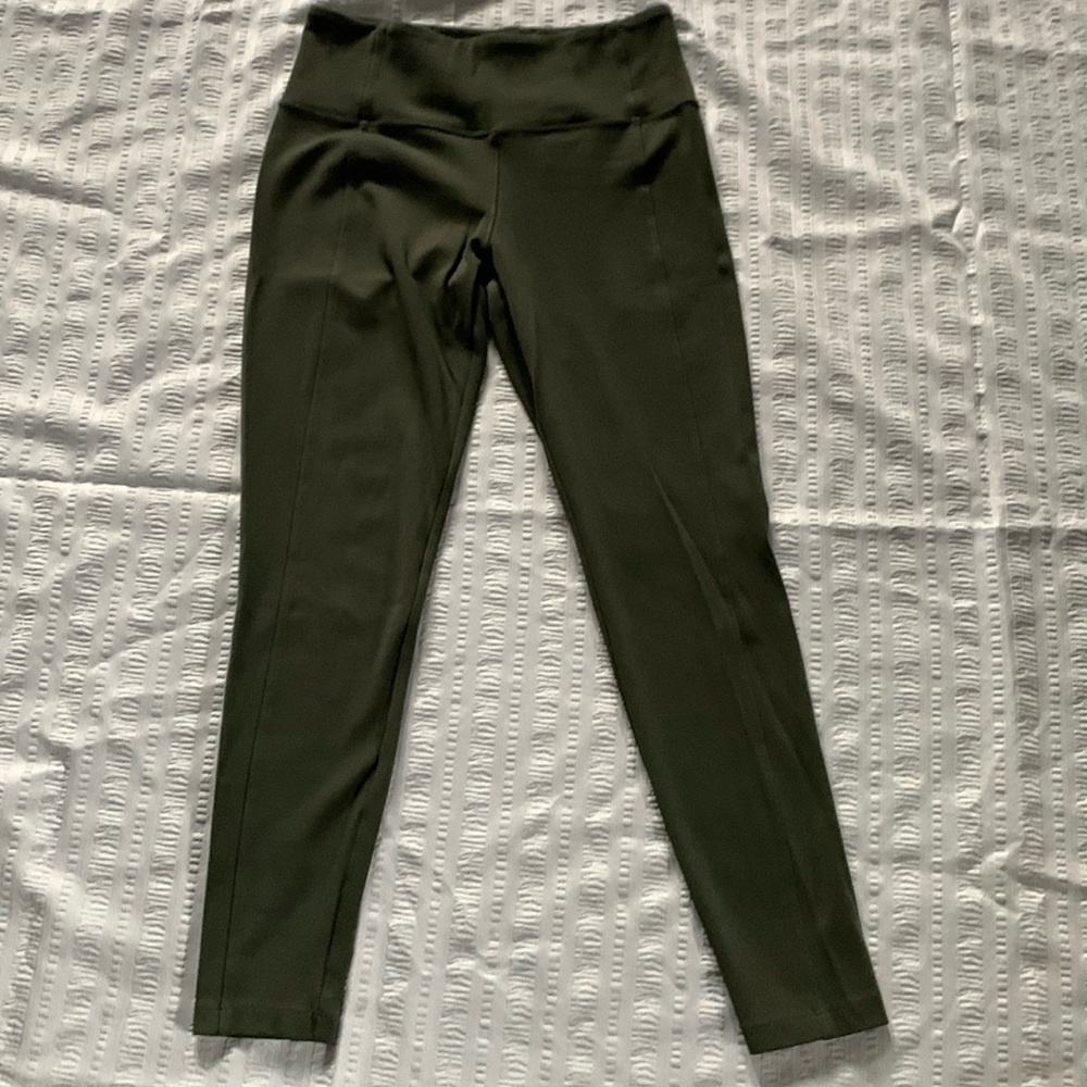 Athleta women’s olive green delancey street tight  sz. 2
